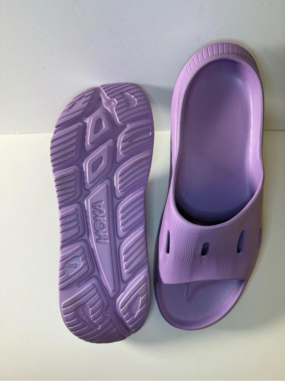 Hoka - UNISEX - Lavender/Purple Slide Sandals